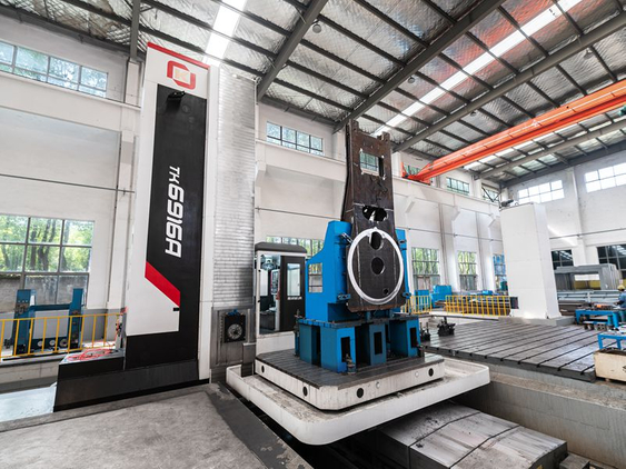 آلة الطحن CNC ممل والطحن